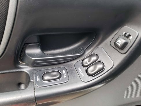 Used 2007 Ford Ranger FX4 image 17