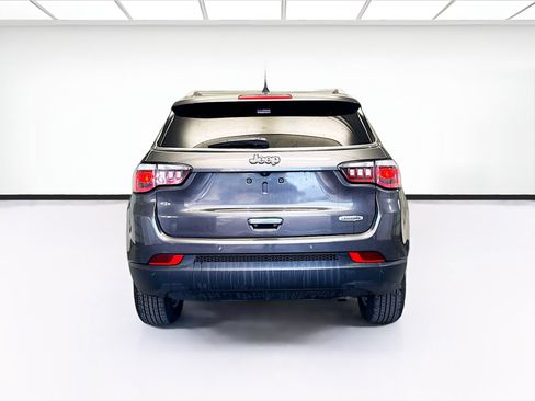 Used 2018 Jeep Compass Latitude w/ Popular Equipment Group image 5