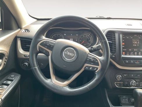 Used 2014 Jeep Cherokee Limited FWD image 12