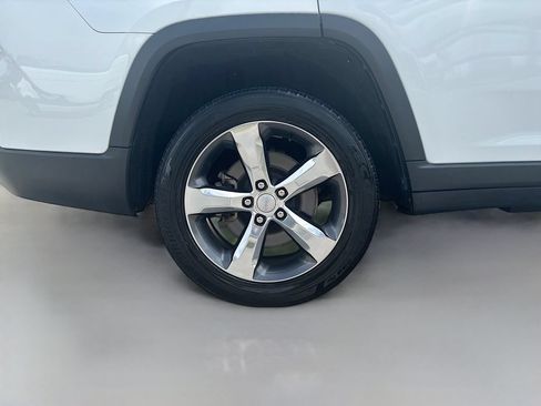 Used 2021 Jeep Grand Cherokee L Limited RWD image 14