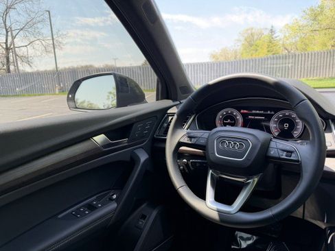 Used 2023 Audi Q5 2.0T Prestige w/ Prestige Package image 12