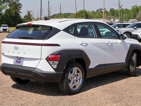 New 2026 Hyundai Kona SE FWD image 25