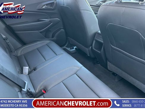 Used 2026 Chevrolet Trax ACTIV w/ Sunroof Package FWD image 19