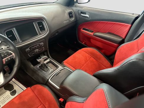 Used 2016 Dodge Charger R/T Scat Pack w/ Technology Group image 24