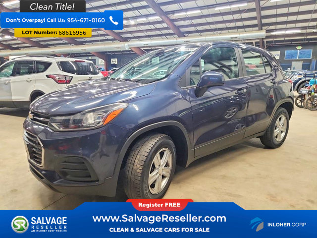 Used 2018 Chevrolet Trax LS AWD/4WD image 1