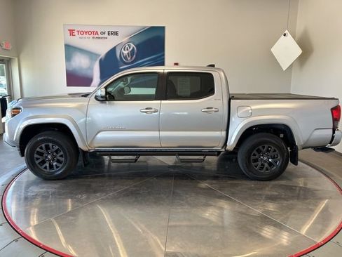 Certified 2023 Toyota Tacoma SR5 w/ Technology Package AWD/4WD image 4