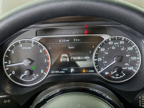Used 2023 Nissan Rogue SV AWD/4WD image 16
