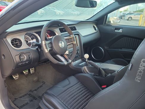 Used 2013 Ford Mustang Shelby GT500 image 9