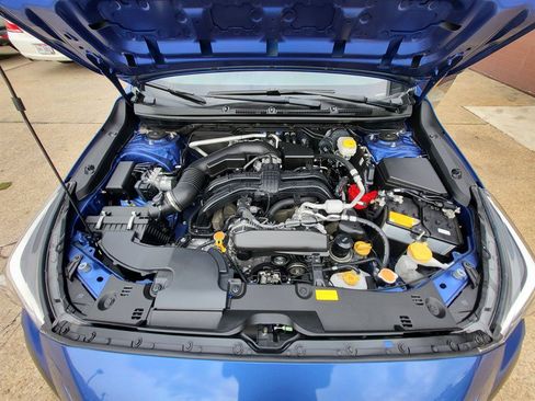 Used 2025 Subaru Crosstrek 2.5i Premium AWD/4WD image 18