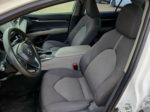 Used 2021 Toyota Camry LE w/ Carpet Mat Package (TMS) image 24