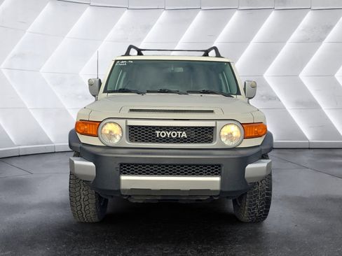 Used 2011 Toyota FJ Cruiser Base image 8