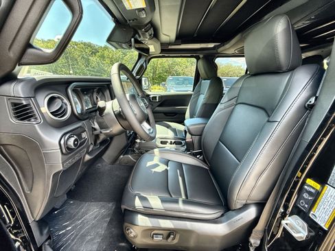 New 2025 Jeep Wrangler Sahara image 13