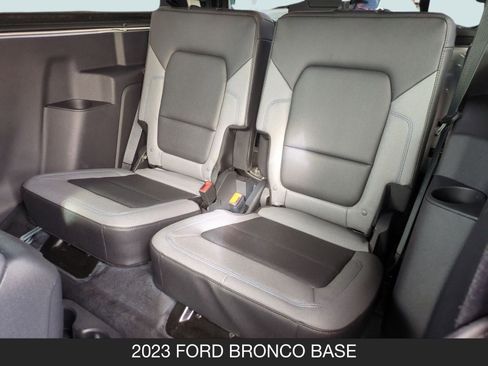 Used 2023 Ford Bronco Black Diamond image 15