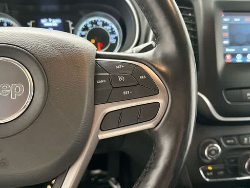 Used 2021 Jeep Cherokee Latitude Lux AWD/4WD image 9