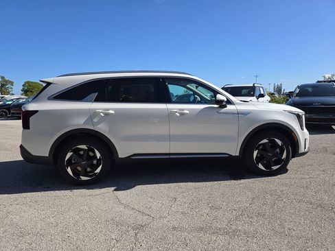 New 2026 Kia Sorento EX w/ EX Premium Package AWD/4WD image 9