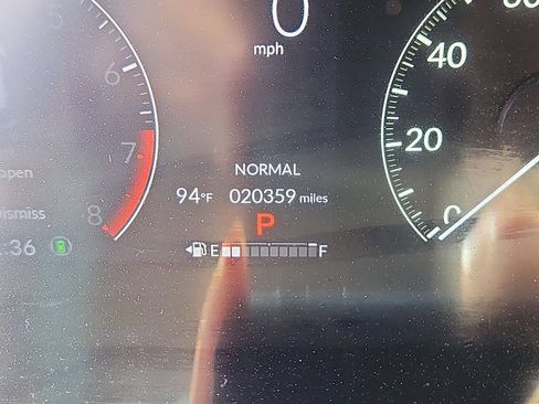 Certified 2024 Honda HR-V LX image 13