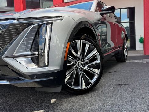 Used 2023 Cadillac Lyriq 2WD image 2