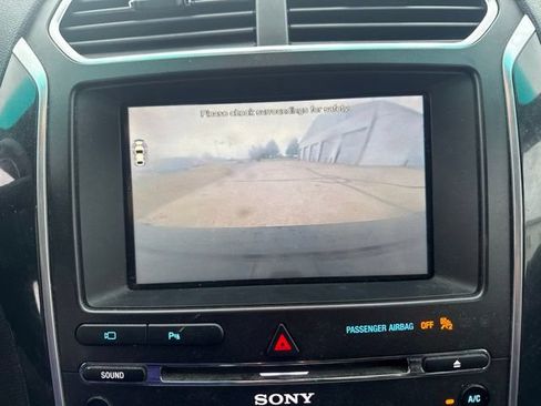 Used 2016 Ford Explorer Sport w/ Equipment Group 401A AWD/4WD image 16
