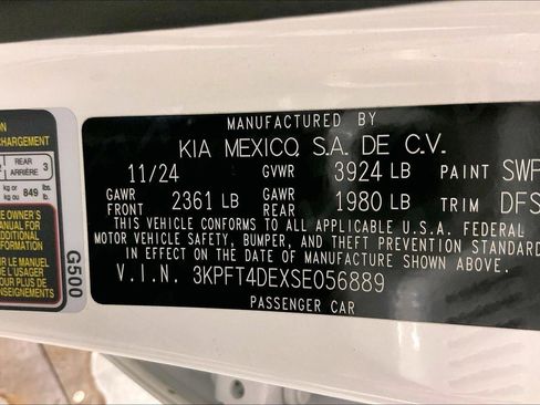 Used 2025 Kia K4 LXS image 31