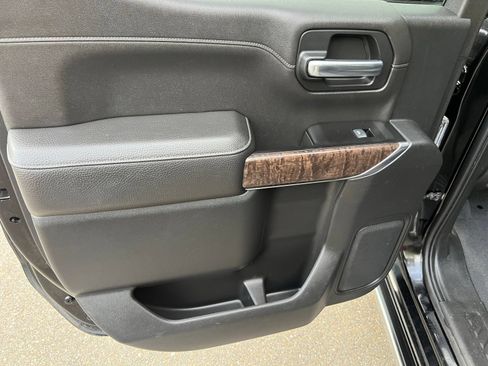 Used 2019 GMC Sierra 1500 Denali w/ Technology Package AWD/4WD image 19