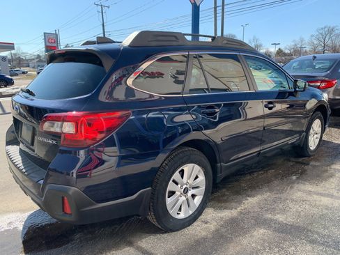 Used 2018 Subaru Outback 2.5i Premium image 7