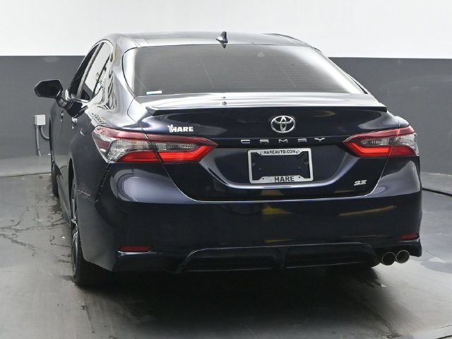 Used 2022 Toyota Camry SE FWD image 38
