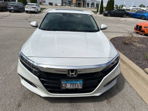 Used 2020 Honda Accord Touring image 9
