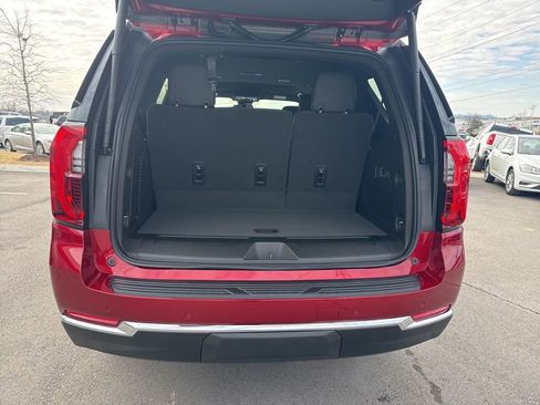 New 2026 GMC Yukon Elevation image 32