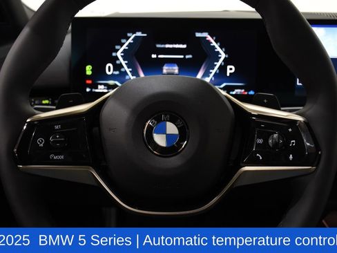 Used 2025 BMW 530i xDrive w/ Premium Package image 11