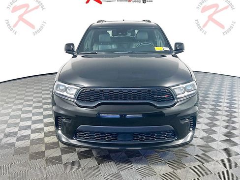 Used 2024 Dodge Durango GT image 2