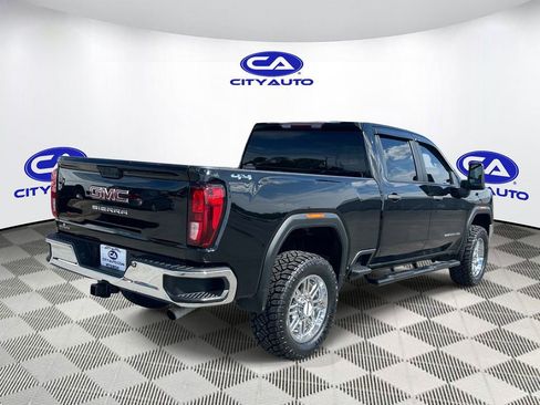Used 2021 GMC Sierra 2500 4x4 Crew Cab w/ Gooseneck/5TH Wheel Package image 3