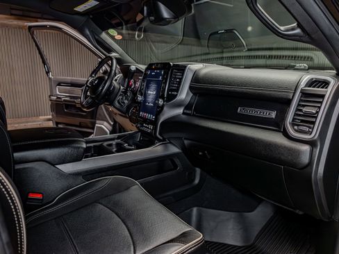 Used 2020 RAM 3500 Laramie image 14