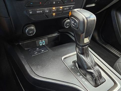 Used 2021 Ford Ranger XLT w/ Equipment Group 301A Mid image 15