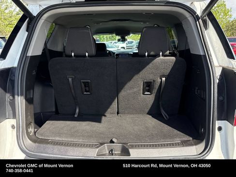 Used 2023 GMC Acadia SLE w/ Driver Convenience Package FWD image 48
