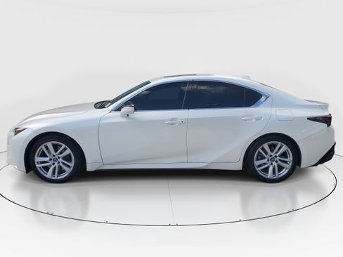 Used 2025 Lexus IS 300 w/ Comfort Package RWD image 7
