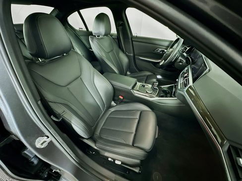 Used 2022 BMW 330i xDrive Sedan w/ Driving Assistance Package image 33