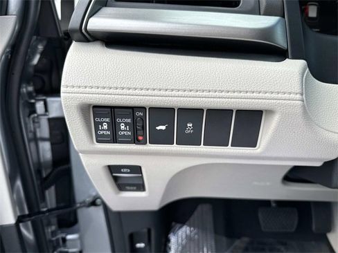 New 2026 Honda Odyssey EX-L image 32