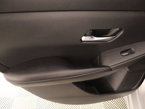 Used 2023 Nissan Sentra SV FWD image 15