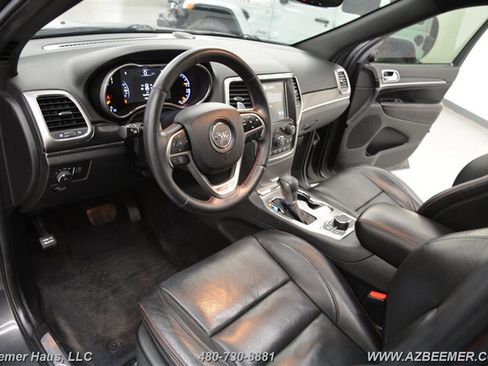 Used 2017 Jeep Grand Cherokee Trailhawk w/ Trailhawk Luxury Group image 12