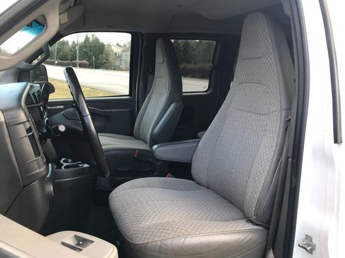 Used 2016 Chevrolet Express 3500 LT w/ LT Preferred Equipment Group image 2