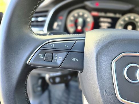 Used 2024 Audi Q8 Premium Plus w/ Premium Plus Package image 22