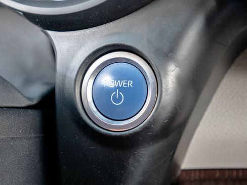 Used 2024 Toyota Sienna LE w/ LE Plus Package AWD/4WD image 28
