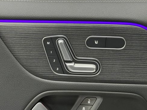 Certified 2023 Mercedes-Benz GLA 250 4MATIC image 22