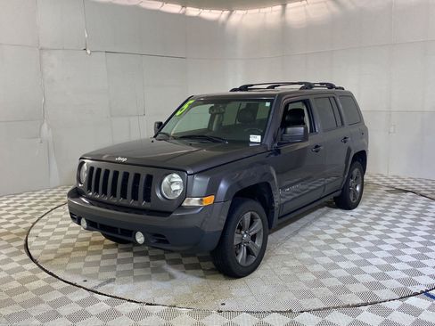 Used 2015 Jeep Patriot High Altitude AWD/4WD image 2