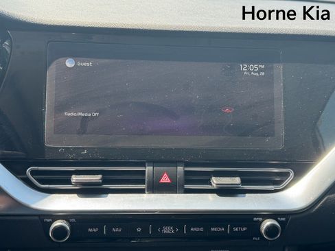 Used 2022 Kia Niro EX Premium FWD image 21