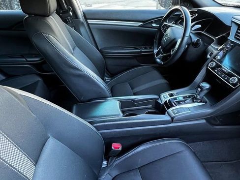 Used 2020 Honda Civic Sport image 11