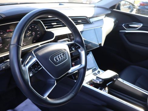 Used 2021 Audi e-tron Premium w/ Black Optic Package image 10