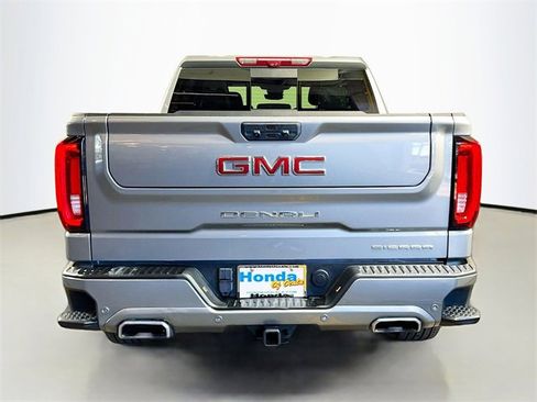 Used 2024 GMC Sierra 1500 Denali image 8
