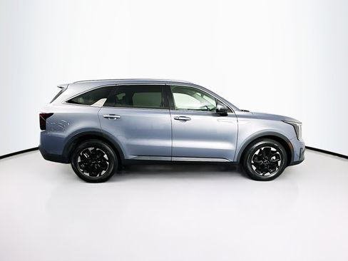 Used 2024 Kia Sorento S FWD image 10
