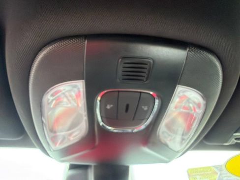 Used 2025 Jeep Compass Trailhawk AWD/4WD image 23